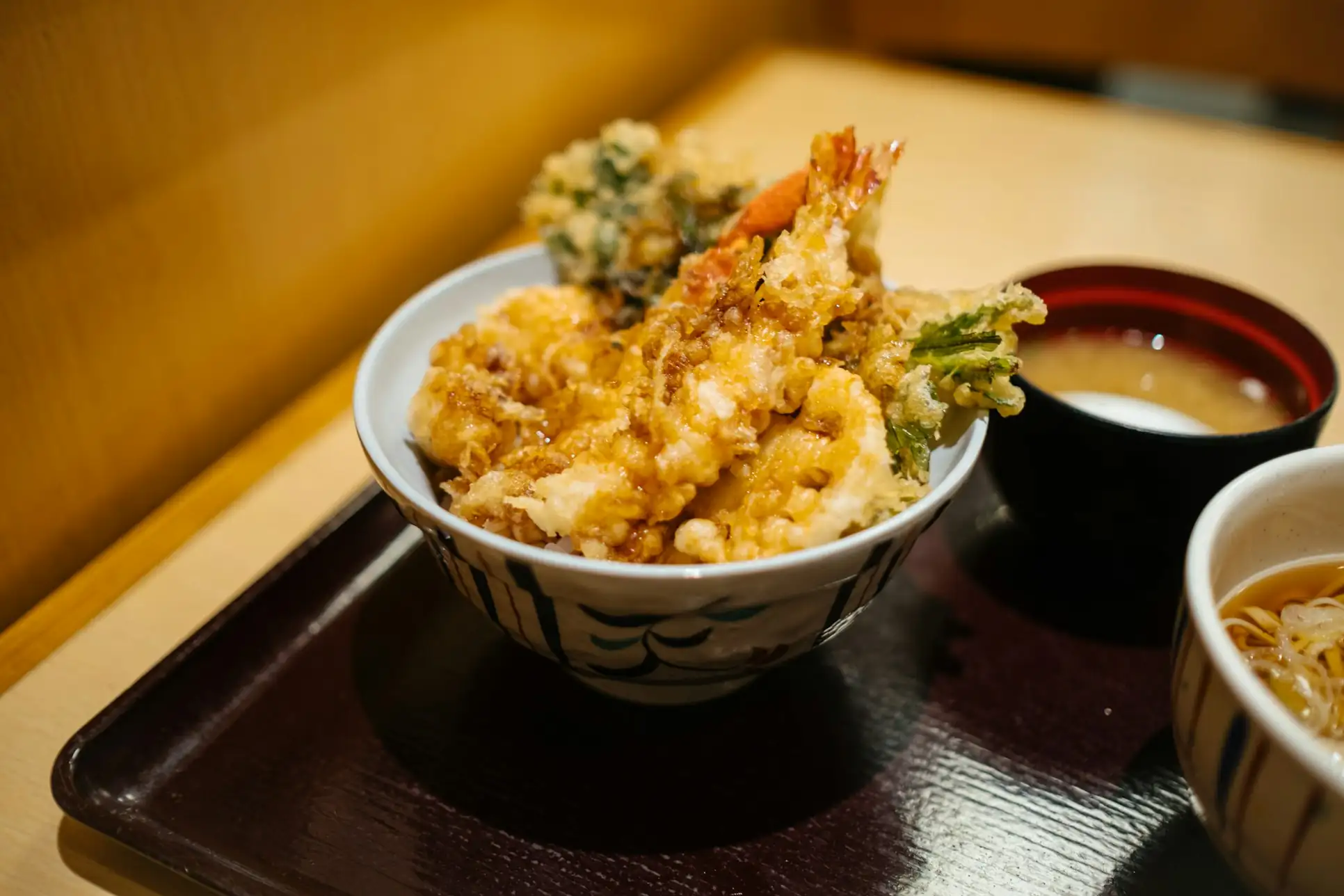 Tempura prawns